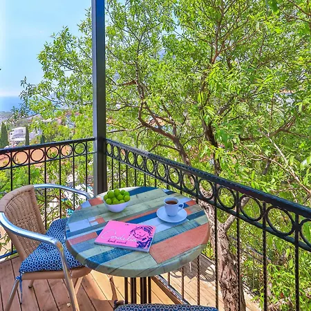Elit Guest house 4*